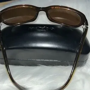 Coach | Accessories | Coach Sunglasses S32 With Case | Poshmark display picture 1
